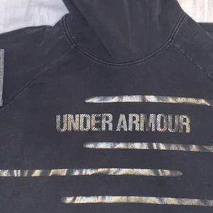 🤾‍♂️Under Armour Threadborne Hoodie 💯